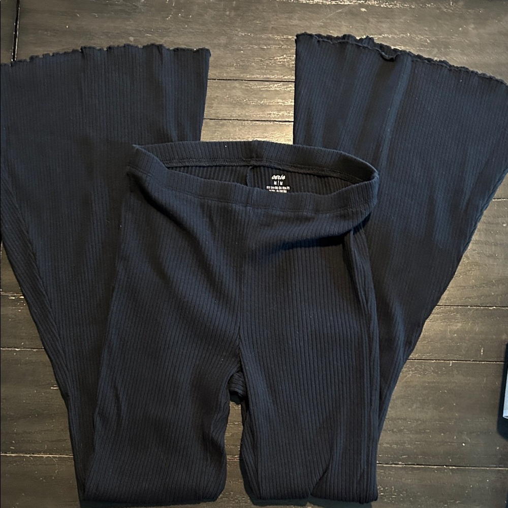 Aerie Black Ribbed Flare Pants